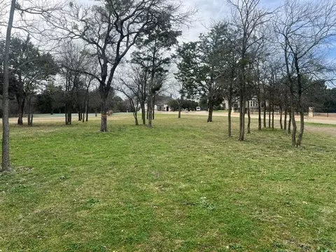 2430 Hardwick Ln, Cedar Hill, TX 75104