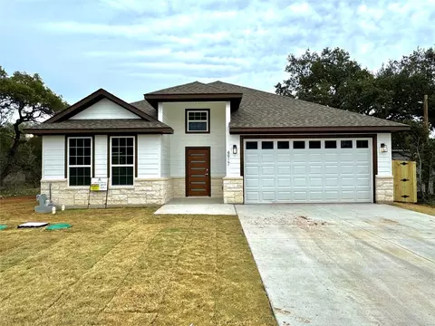 4917 Wichita St, Granbury, TX 76048