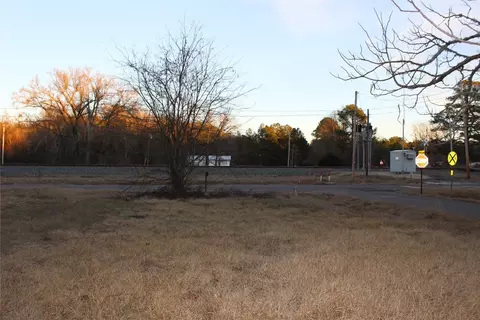 601 S Land Ave, Oil City, LA 71061