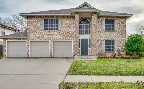 6708 Brookdale Dr, Watauga, TX 76148