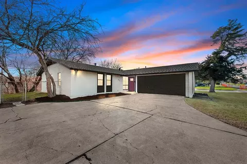 1618 Addington St, Irving, TX 75062