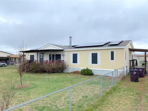 235 Appaloosa Ct, Stephenville, TX 76401