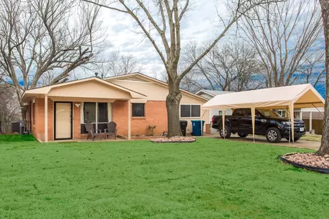 1709 W Washington St, Denison, TX 75020