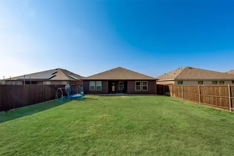 Exterior - 1109 Ringgold Rd, Forney, TX 75126 photo 4 of 7