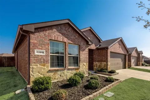 Exterior - 1109 Ringgold Rd, Forney, TX 75126 photo 2 of 7