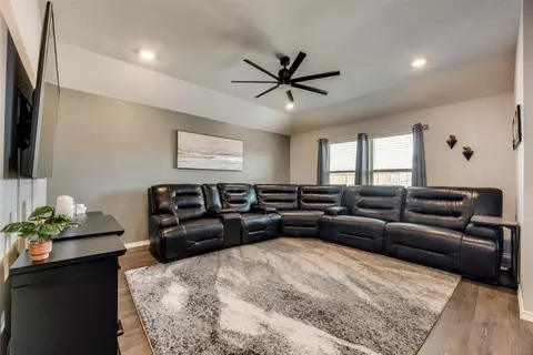 Living - 1109 Ringgold Rd, Forney, TX 75126 photo 1 of 2
