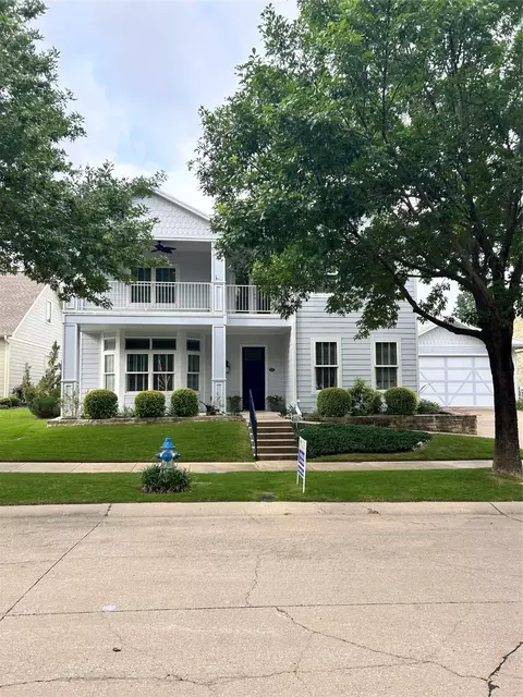 892 Ivy Ln, Rockwall, TX 75087