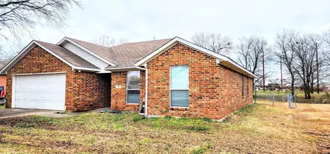 494 Milton St, Nevada, TX 75173