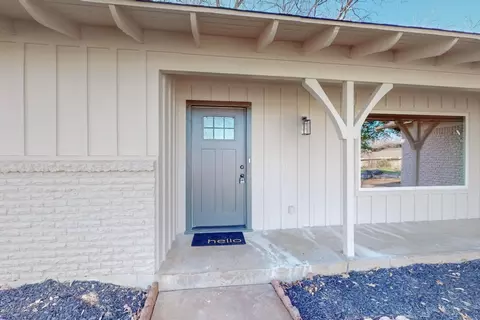 1612 Holt St, Fort Worth, TX 76103