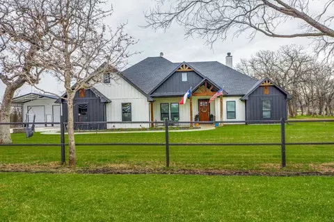 230 Luke Rd, Springtown, TX 76082