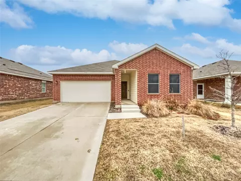 775 Devonshire Dr, Lavon, TX 75166