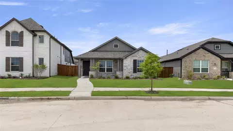 8030 Grotto Dr, Royse City, TX 75189