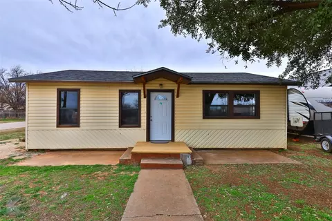 824 Yucca, Merkel, TX 79536