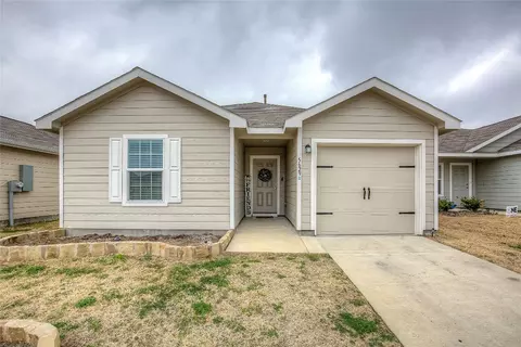 5629 Elwood Dr, Forney, TX 75126