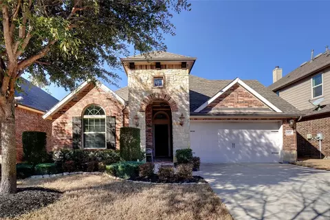 9525 Sinclair St, Fort Worth, TX 76244