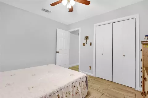 Bedroom - 712 Maple St, Howe, TX 75459 photo 3 of 7