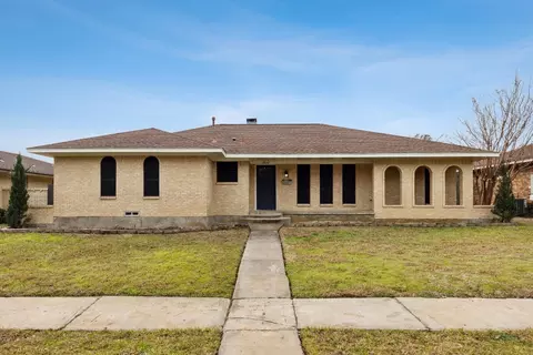 1414 Lexington Dr, Garland, TX 75041