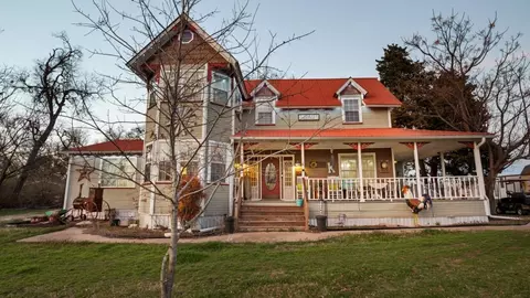 113 Bells Chapel Rd, Waxahachie, TX 75165