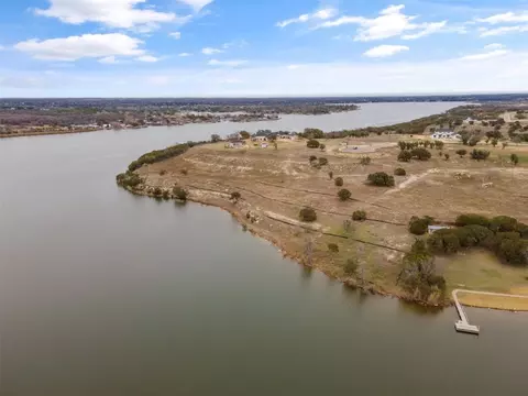 724 Rc Luker Ct, Granbury, TX 76048