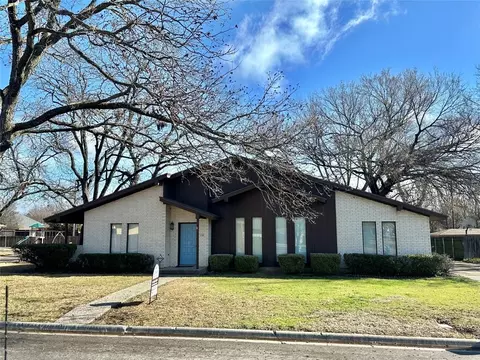 1000 Aspen Rd, Gainesville, TX 76240