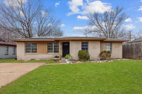 1413 Richard St, Mesquite, TX 75149