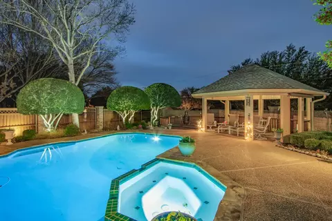 14770 Maiden Ct, Dallas, TX 75254