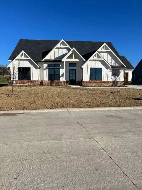 12520 Palmer Dr, Fort Worth, TX 76179