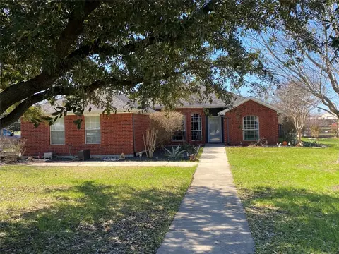 2633 Crofoot Trl, Haslet, TX 76052