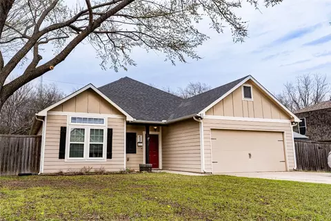 412 Meadow Ln, Aubrey, TX 76227
