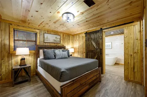 Bedroom - 89 Greenling Rd, Broken Bow, OK 74728 photo 3 of 7