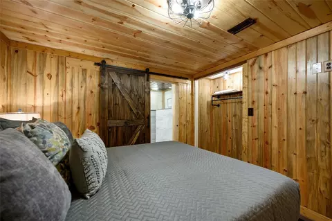 Bedroom - 89 Greenling Rd, Broken Bow, OK 74728 photo 4 of 7