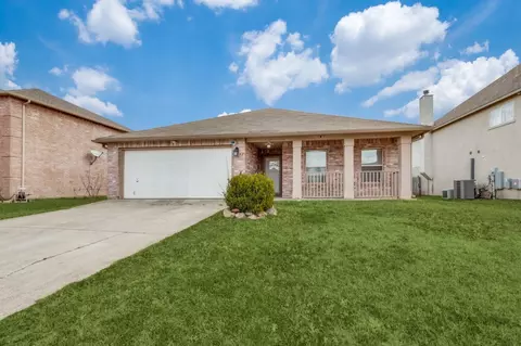 3132 Spyglass Dr, Grand Prairie, TX 75052