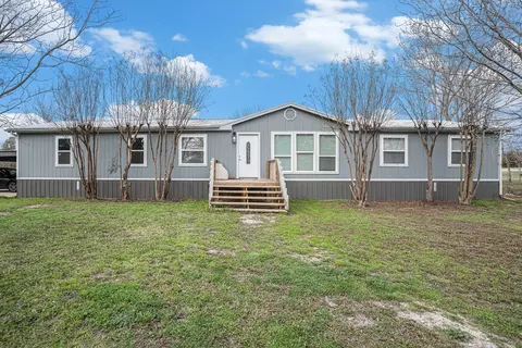 120 Donna St, Alvarado, TX 76009