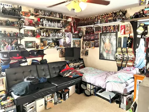 Bedroom - 600 Simmons Dr, Euless, TX 76040 photo 2 of 4