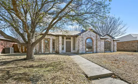 3410 Locust St, Rowlett, TX 75089