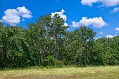 8575 E Farm Road 485, Cameron, TX 76520 photo 2