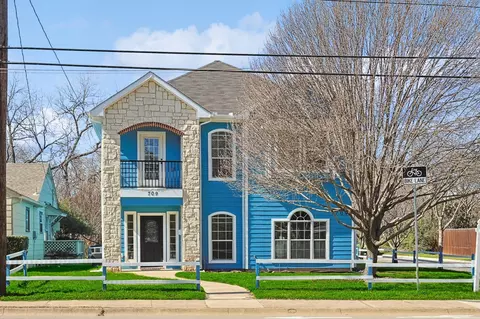 709 Malone St, Denton, TX 76201