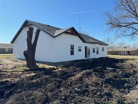 502 W 3rd St, Venus, TX 76084 photo 5