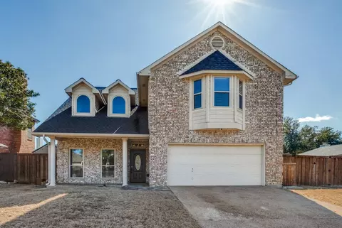2312 Columbia Dr, Flower Mound, TX 75022