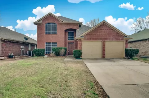 611 Wexford Dr, Grand Prairie, TX 75052
