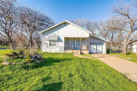 608 Arch St, Crowley, TX 76036