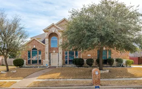 1124 Ginger Trl, Desoto, TX 75115