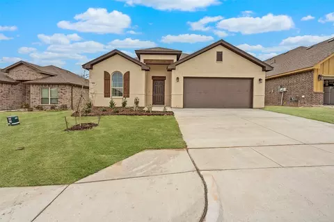 350 Clark Ave, Weatherford, TX 76085