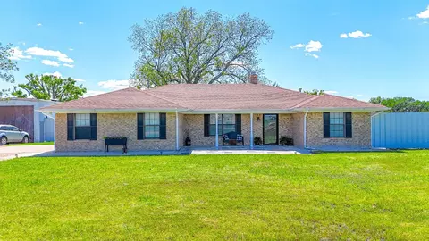 1000 S Bonner Ave, Kerens, TX 75144