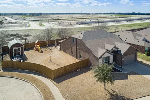 700 Elm Grv, Anna, TX 75409