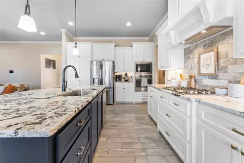 Kitchen - 3342 Double Eagle Ln, Abilene, TX 79606 photo 2 of 4