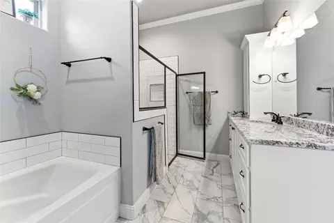 Bath - 3342 Double Eagle Ln, Abilene, TX 79606 photo 1 of 5