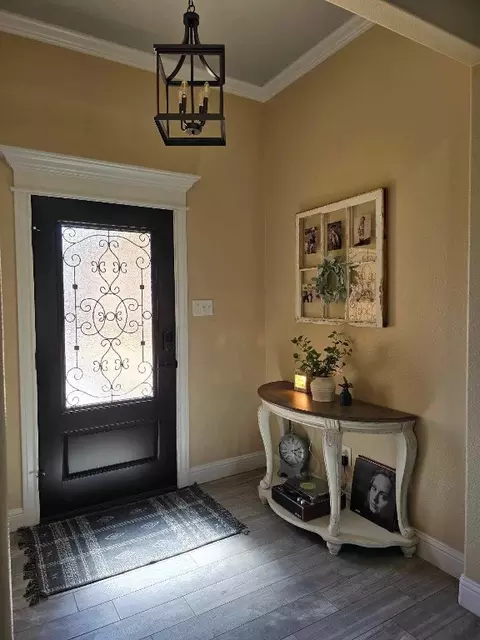 Entry Way - 3342 Double Eagle Ln, Abilene, TX 79606 photo 1 of 2