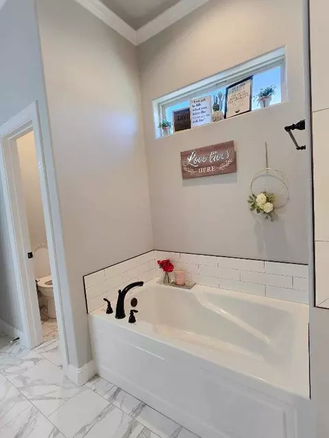 Bath - 3342 Double Eagle Ln, Abilene, TX 79606 photo 3 of 5