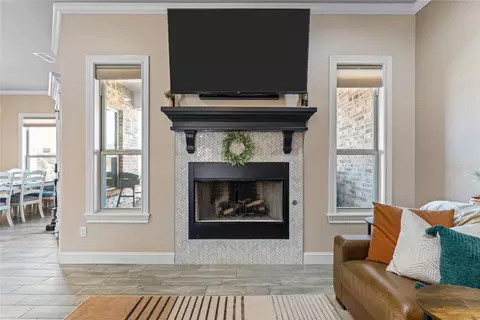 Living - 3342 Double Eagle Ln, Abilene, TX 79606 photo 4 of 4